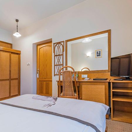 זקופאנה Hotel Nosalowy Dwor מראה חיצוני תמונה